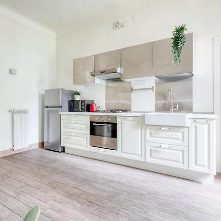 Fara 33 Cozy flat in Centrale district-2